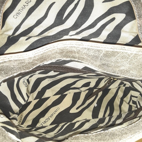 Cynthia Rowley Silver Bag - Picture 4 of 7